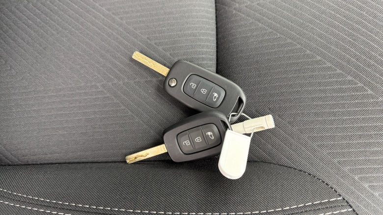 Renault Trafic Lwb Diesel LL30 Blue dCi 150 Extra [Safety] Van